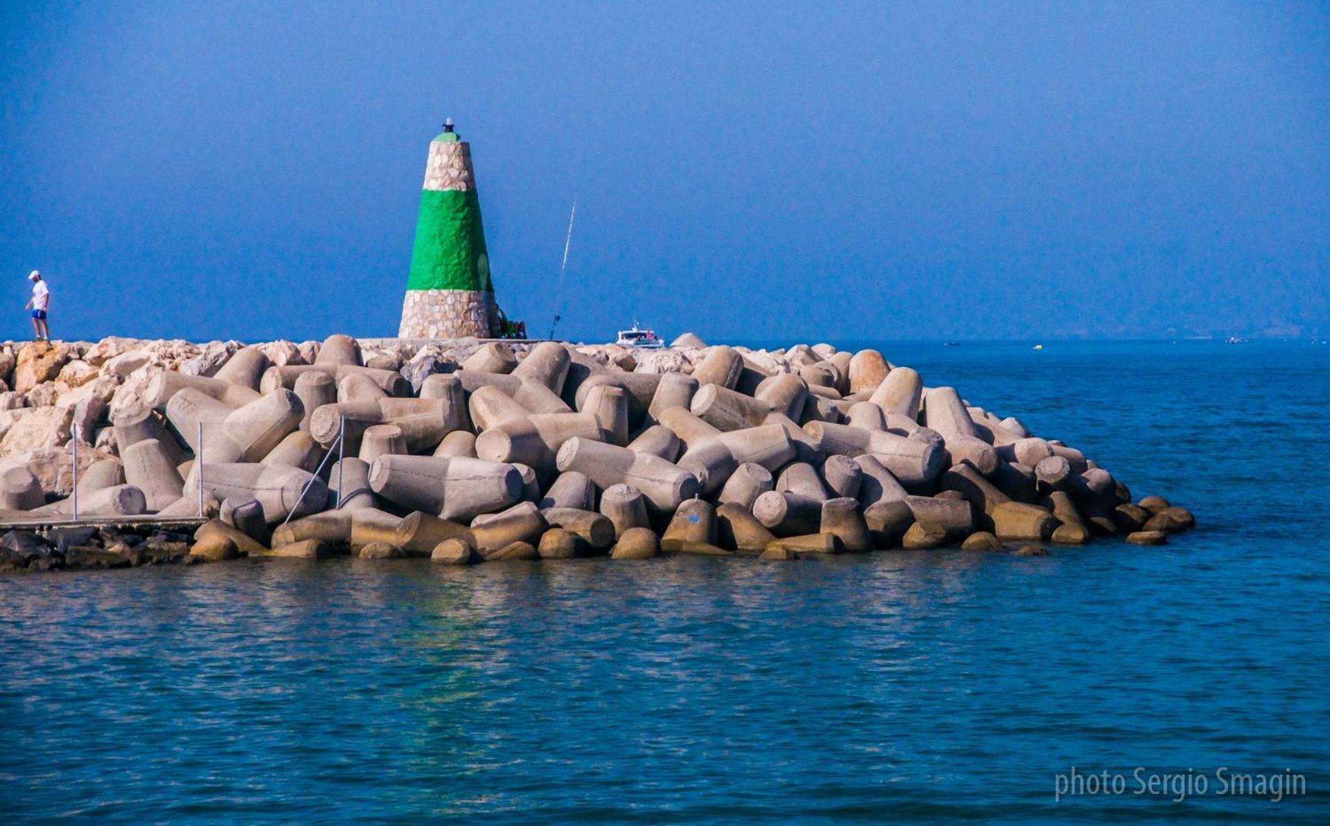 Apartamentos Los Cisnes - 2º Linea De Playa - Perfecta Ubicacion Benalmadena Ngoại thất bức ảnh
